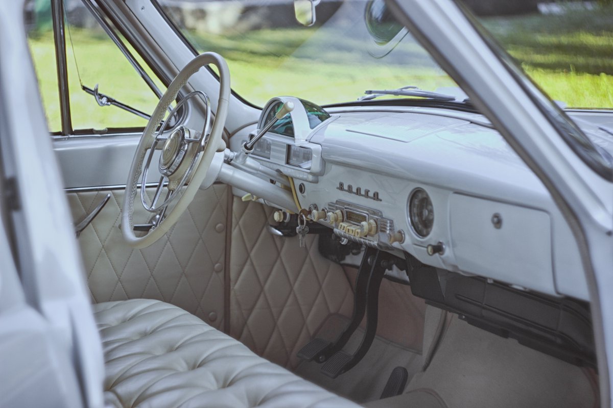 Beautiful Classic Interior 

Share your All-Time favourite Classic Car

#throwbackthursday