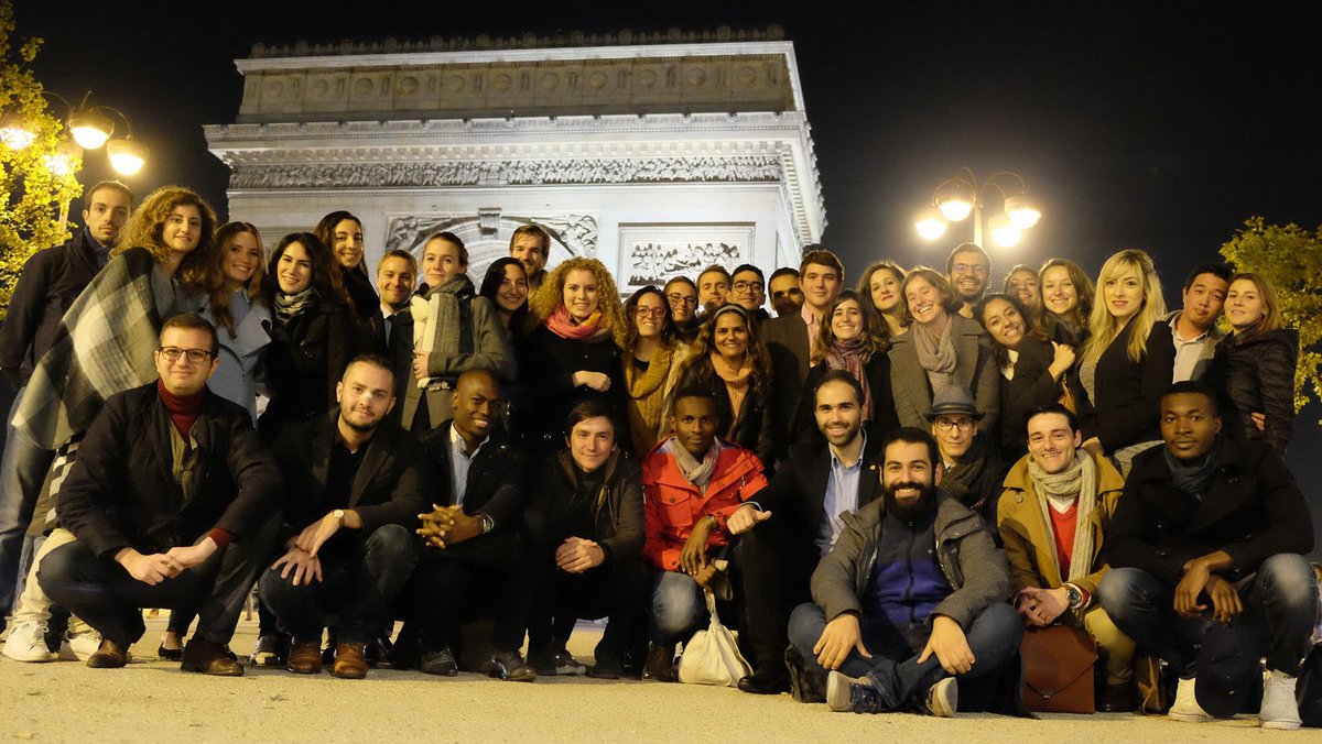 RotaractElysees's tweet photo. Nous vous attendons nombreux pour célébrer la passation de notre président actuel @MaxNass à notre future présidente Charlotte. Cette passation se déroulera le 12 juin 2018 à l’issue de notre traditionnelle réunion (dès 20h00 - Café la Boétie, 52 rue la Boétie 75008 Paris) https://t.co/k4a1X4bp9i