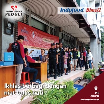 PusRinii's tweet photo. Artha Graha Peduli, senantiasa mendukung Pemerintah NKRI dalam upaya menjaga stabilitas harga pangan #PasarMurahAGP #AGPPasarMurah #pasarmurah #agpeduli @agpeduli @TamblingID @jokowi @agnezmo @Kemendag @KemensosRI @KilauBimoli @indofood https://t.co/2IubSDw3q6