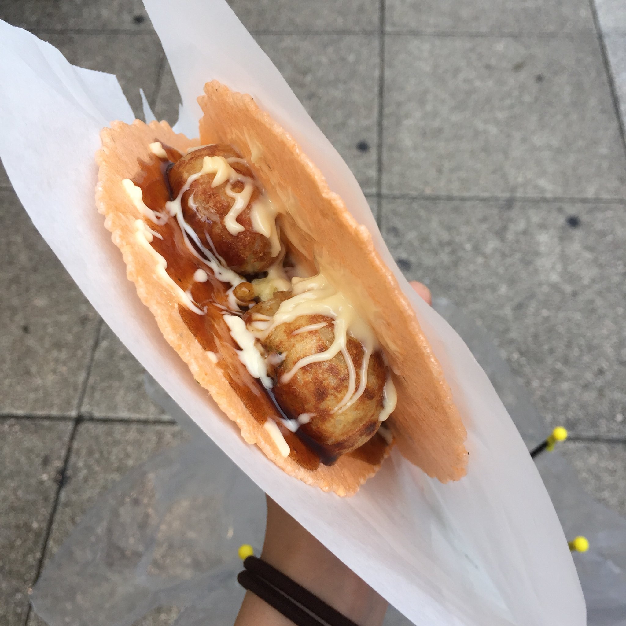 眞生 まい 実は学生だったり たこせんの上手な食べ方教えて 手がどぅるどぅるなる Srf 眞生 大阪 大阪旅行 福岡女子 たこせん たこ焼き 眞生 まい 実は学生だったり たこせんの上手な食べ方教えて 手がどぅるどぅるなる Srf 眞生 大阪 大阪旅行 福岡女子 たこせん たこ焼き