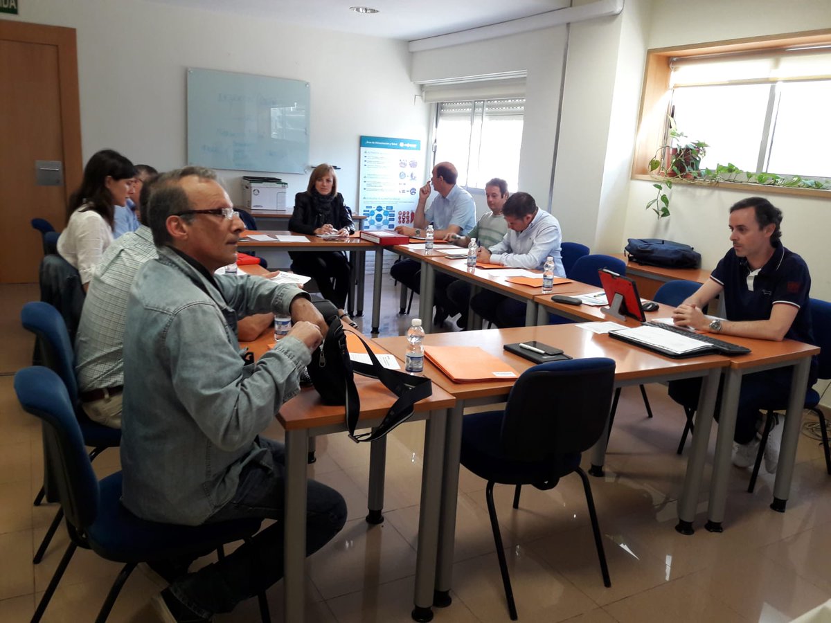 Primera reunión del #grupooperativo supraautonomico del @mapamagob, Invernaderos sostenibles en zonas frias, #Huerta4.0 con @UAGA_COAG @usal @CEDERSOMONTANO @Cajamar @ASAJASalamanca @csic en Almería