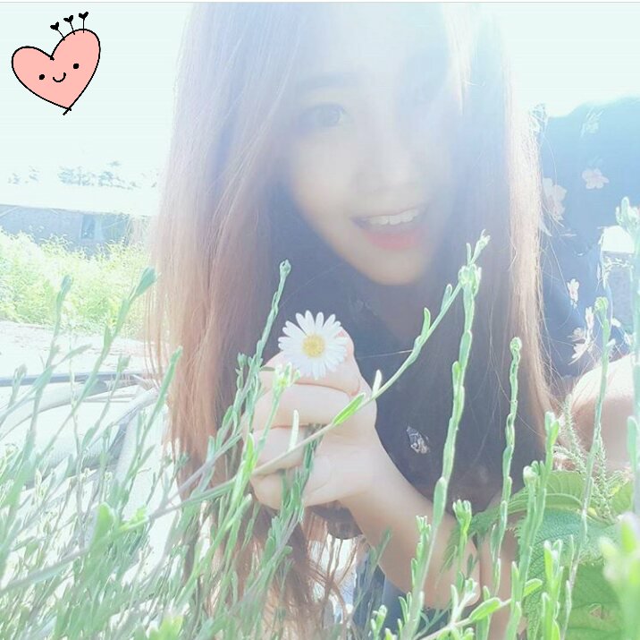 2114720114's tweet photo. #ANSWERSELCADAY
One of us is a work of art and one of us is.... (⌒_⌒;) ....a work in progress! https://t.co/ap3LBSD9CH