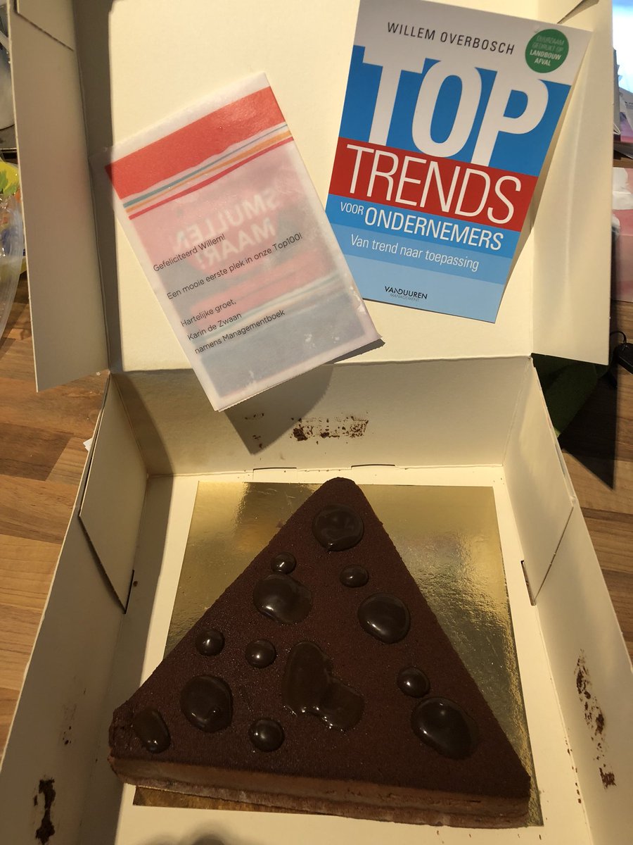 Wow! Wat een lekkere #1 taart! Dank <a href="/Mgtboeknl/">Managementboek.nl</a> <a href="/KarindeZwaan/">Karin de Zwaan</a> 🥂 #toptrends