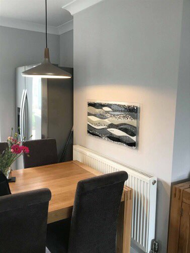 Studio56fg's tweet image. Got sent this great photo from a customer who is delighted with their huge #handmade glass wall art commission #earlybiz #craftbuzz #onlinecraft