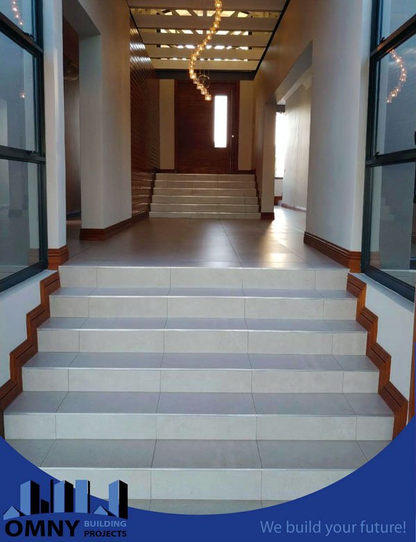 BuildingOmny's tweet image. Hallway and stairs built by the Omny Team. This amazing house is situated in The Hills Estate.