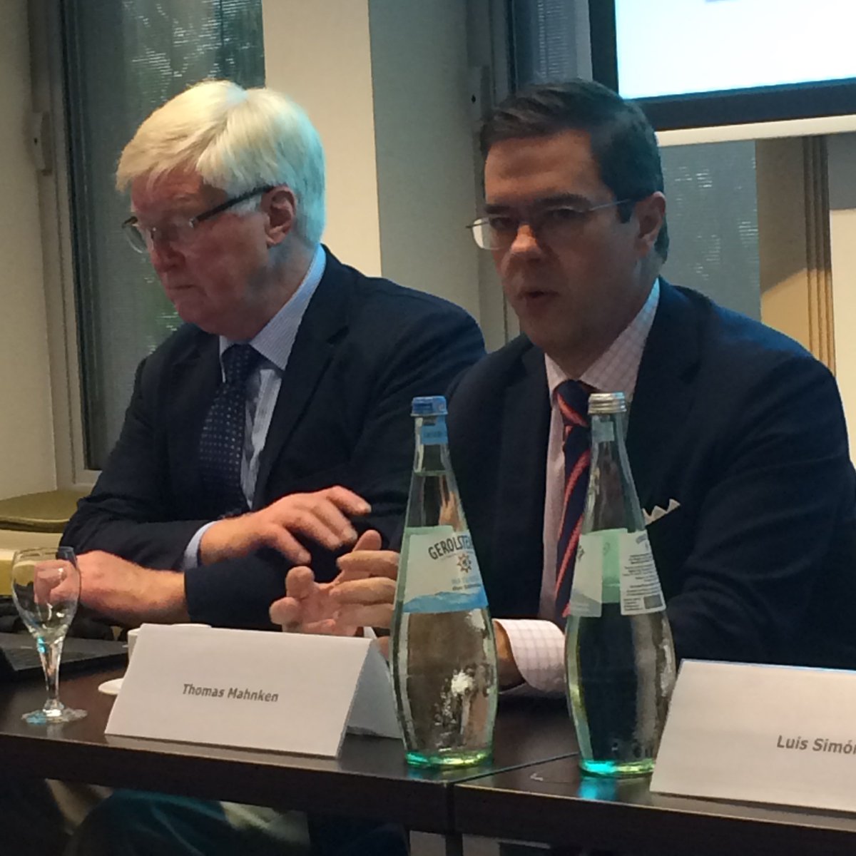 IES_Brussels's tweet photo. #TomMahnken presents the latest @CSBA_ report on #politicalwarfare for a European audience @IES_Brussels. Check out the full report https://t.co/LjwYGa0OA1 https://t.co/X8fqCNeKK2