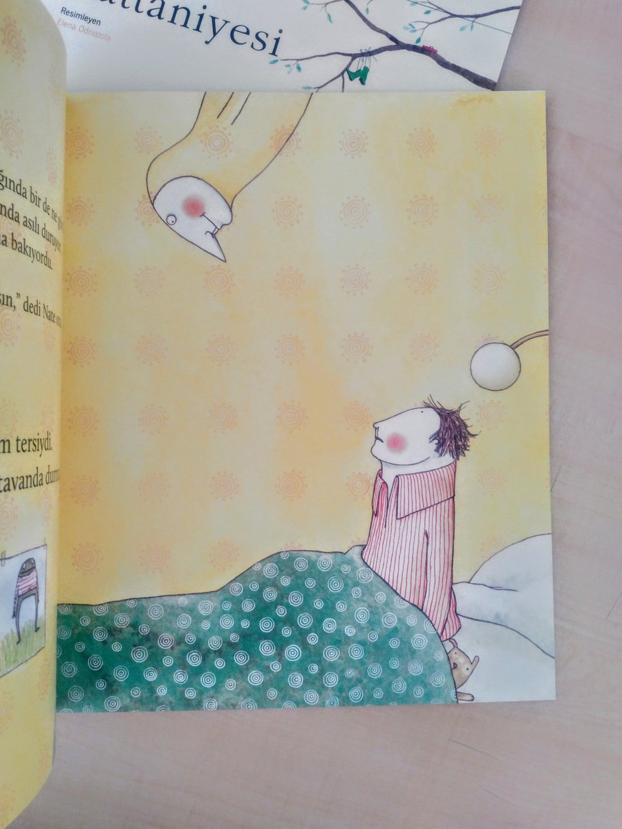 Elena Odriozola'nın çizimlerine bayılıyoruz. Masal Battaniyesi ve Bay Tam Tersi minik okurlarımızın da en sevdiği kitaplar arasında. Ne mutlu. 🌻