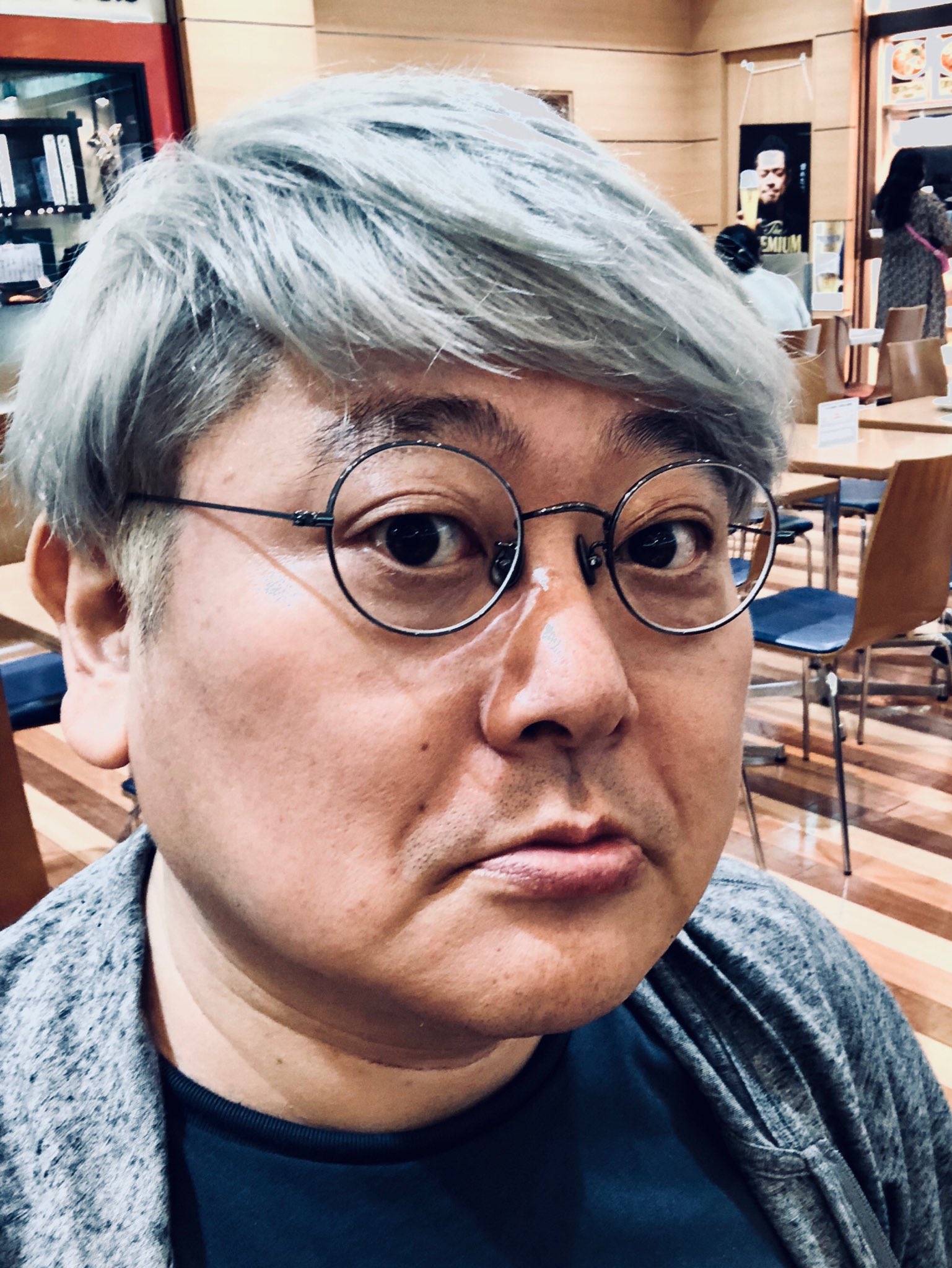 水島 精二 Su Twitter 小ぶりの眼鏡をjinsでゲット 主にoculus Go用 笑 かけやすいし軽いから仕事にも使うかなぁ