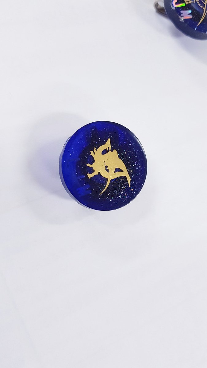 #선물 #볼마커  
#resinpinkmink   #
#レジンジュエリー
#ハンドメイド 
#UVレジン #レジンアクセサリー #accesorios 
#ボールマーカー #Golfballmarkers 
#レジン用シート #マジロラ #迷 #mukimeihakusiさん #レジン封入用シート #箔シートドランver