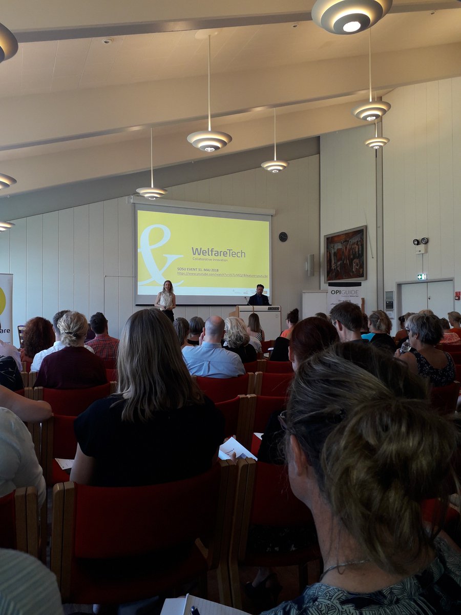 evondos_dk's tweet photo. Velkommen fra @BlaabjergKrista (@WelfareTechWTR ) og Thorbjørn Thorbjørnsen fra ZBC - i dag er det i #Roskilde - @evondos_dk er med. Vi ved implementering kræver en indsats. https://t.co/dNE4HiRZsV