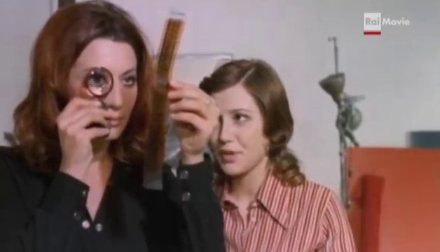 Estambul65's tweet photo. Taking a closer look:

Edwige Fenech in 'Strip Nude for your Killer' (Bianchi, 1975)
Luciano Rossi in 'Death Smiles on a Murderer' (D'Amato, 1973)
Rosalba Neri in 'Smile Before Death' (Amadio, 1972)
Leopoldo Trieste in 'A Bay of Blood' (Bava, 1971)

#magnifyingglass in #giallo https://t.co/N1sHMCOoAp
