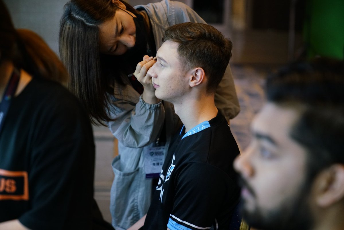 pglesports's tweet photo. Media day currently underway in Shanghai. For some it's a tried and true tradition @Resolut1on_ but for @velheordota it could be his first time in the make-up chair. Hope he enjoys it. :) @natusvincere @PWRD_DOTA2 #supermajor #pglmajor #pwmajor https://t.co/GjB1nDzirb