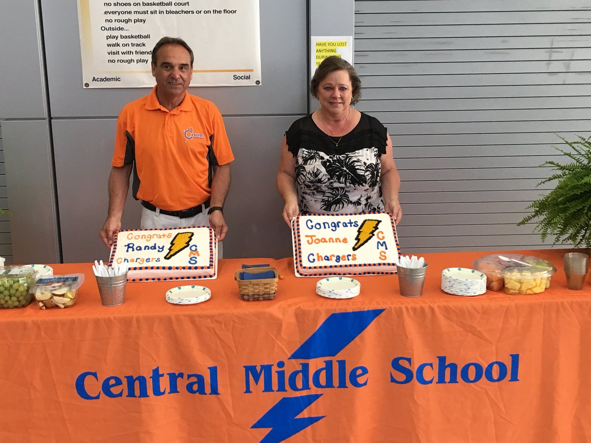 centralbcsc's tweet photo. Happy retirement to two of BCSC’s finest educators! Your service to CMS and our students is so appreciated! @bcscindiana https://t.co/aLHZbp4OOq