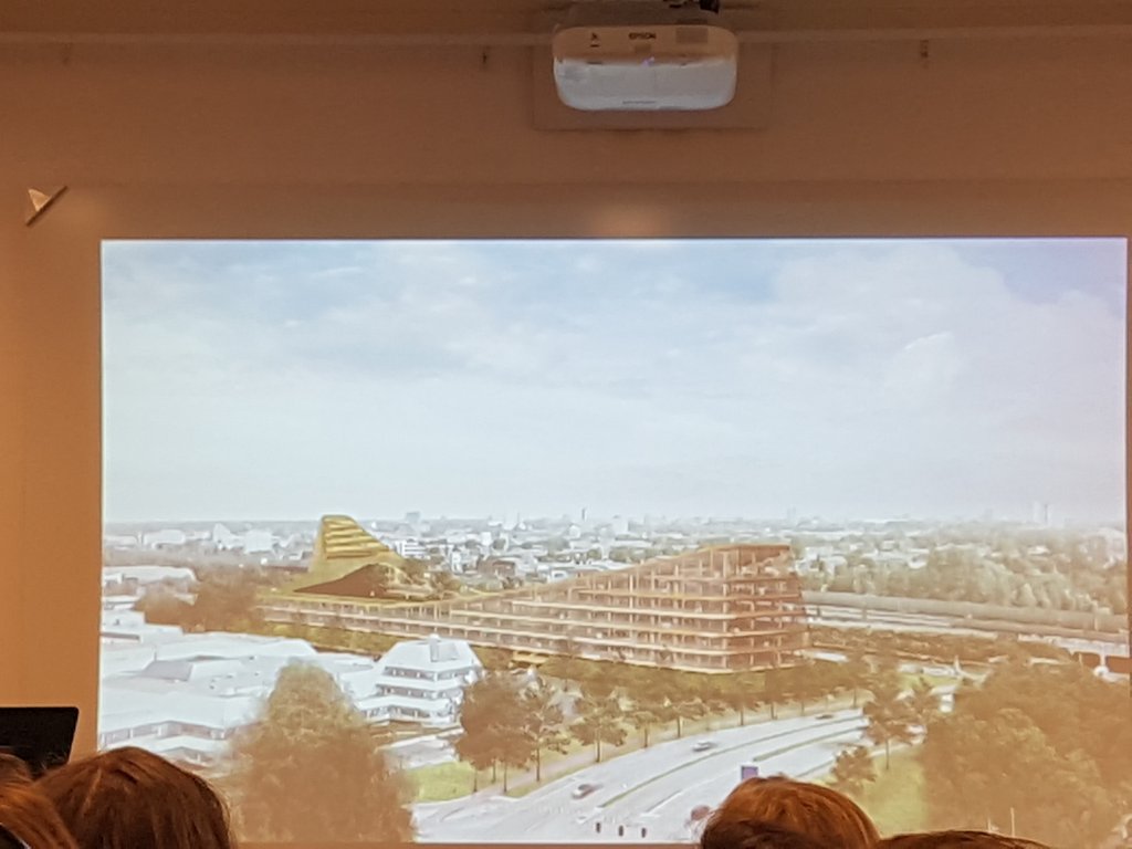 NLinSE_Trade's tweet image. Inspiring talk by @lennartgraaff #nextgenerationdevelopers #duchmountains #hållbardesign18