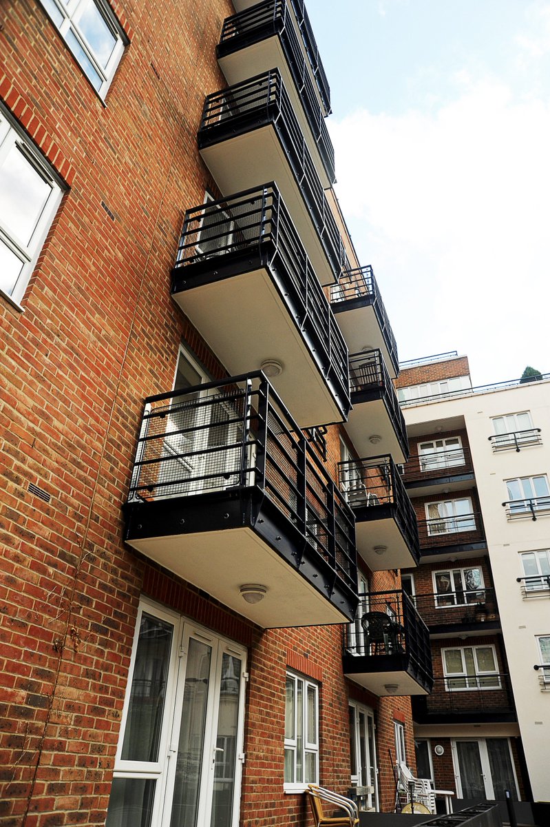 savoyconstruct's tweet image. Over 400 apartments were #refurbished in 24 weeks in a luxury residential development in Kingston-upon-Thames #Construction #Residential View the full project details here: savoyconstruction.co.uk/projects/royal…