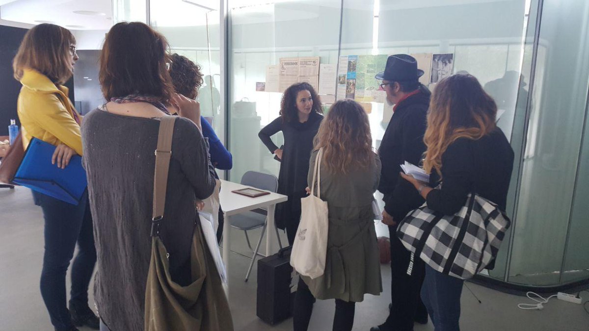 ✨¡<a href="/LaLiminal/">La Liminal</a> ya está aquí!✨
Preparando una mediación cultural que otorgará mayor perspectiva a las obras. 
Horarios de visitas comentadas:
Viernes 1 de junio: 12:00 y 19:00h
Sábado 2 de junio: 13:30 (inclusiva en Lengua de Signos) y 18:00h
Domingo 3 de junio: 12:00 y 18:00