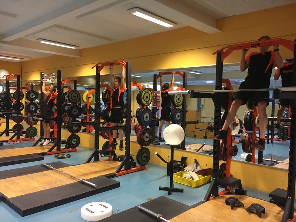 Pull ups voor de <a href="/KNMV/">KNMV</a> MX CTO coureurs <a href="/Papendal/">Papendal</a> !