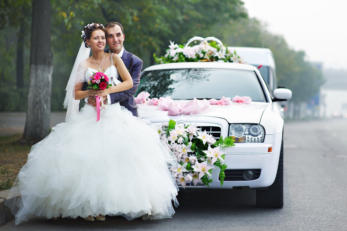 Travel in style to your wedding with transportation service from Skyler Town Car Service in Dallas. Experience the ultimate service with You in mind! 
skylertowncarservice.com/services/weddi… 
#weddingtransportation #Dallastransportation
