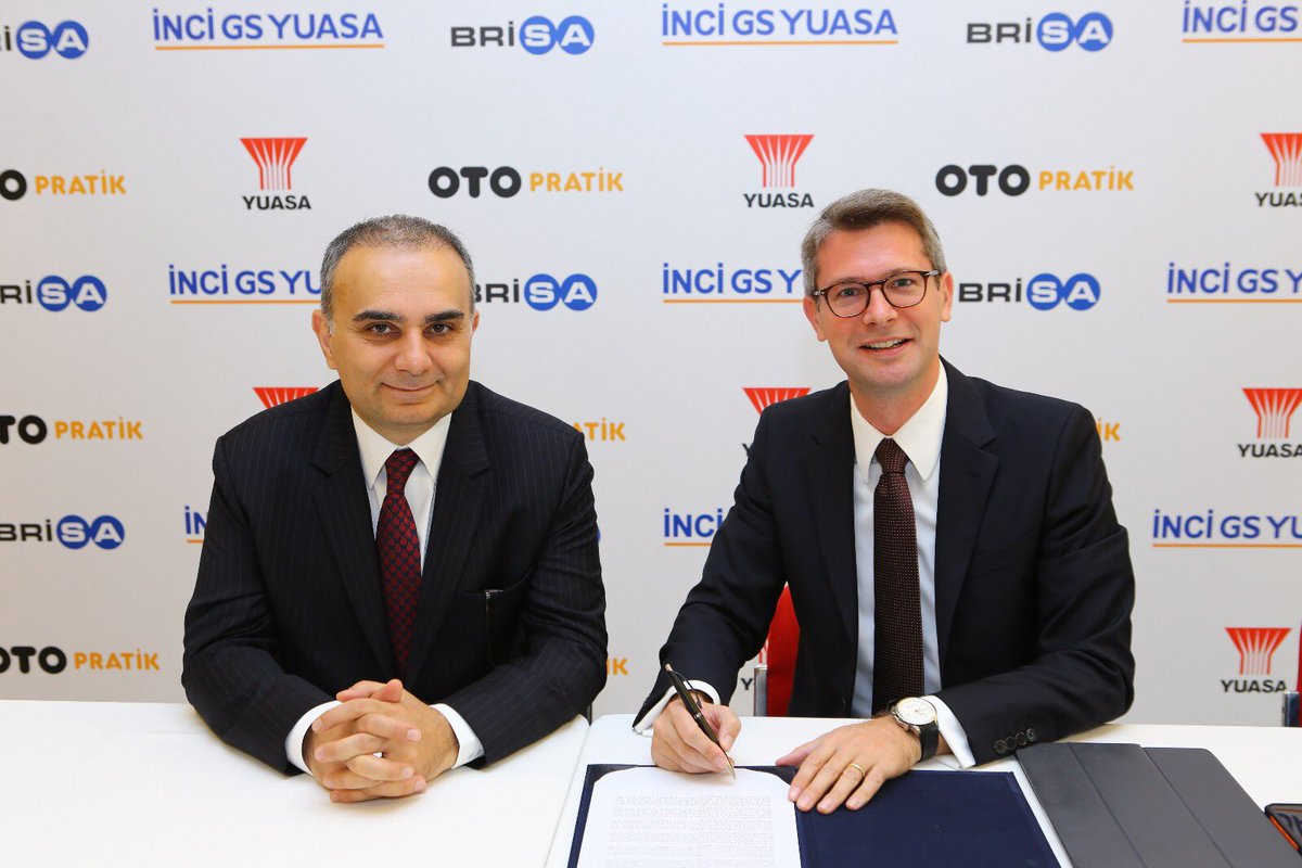 İnci GS Yuasa,Yuasa markalı starter akülerinin distribütörlüğü için Türkiye lastik sektörü lideri Brisa’yla anlaştı!
Artık Yuasa aküler Brisa’nın Türkiye’deki 1.400’e yakın noktasında satışa sunulacak ve aynı zamanda Brisa’nın Otopratik markalı akülerini de İnci GS Yuasa üretecek
