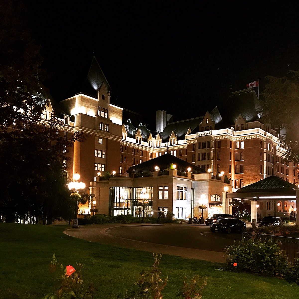 A gorgeous welcome to #TMACVictoria <a href="/FairmontEmpress/">Fairmont Empress</a>. Looking forward to attending and speaking here over the next couple of days! #Victoria  <a href="/TravelMediaCA/">TMAC</a> @TMAC_AB <a href="/HelloBC/">Super, Natural British Columbia</a>
