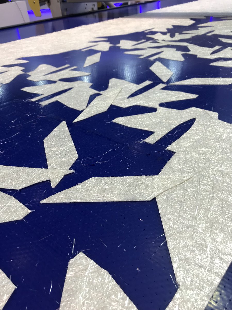 EastmanMachine's tweet photo. Who wants a fiberglass airplane?? @BEC_BIEMH we are #cutting fiberglass, ask us about all the possibilities with an #Eastman engineered for #composites #techtextiles #insulation and other flexible soft goods used in sports equipment, automotive, aero, energy and more https://t.co/gf1vMANLtc
