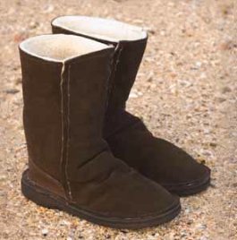 the bay uggs boots