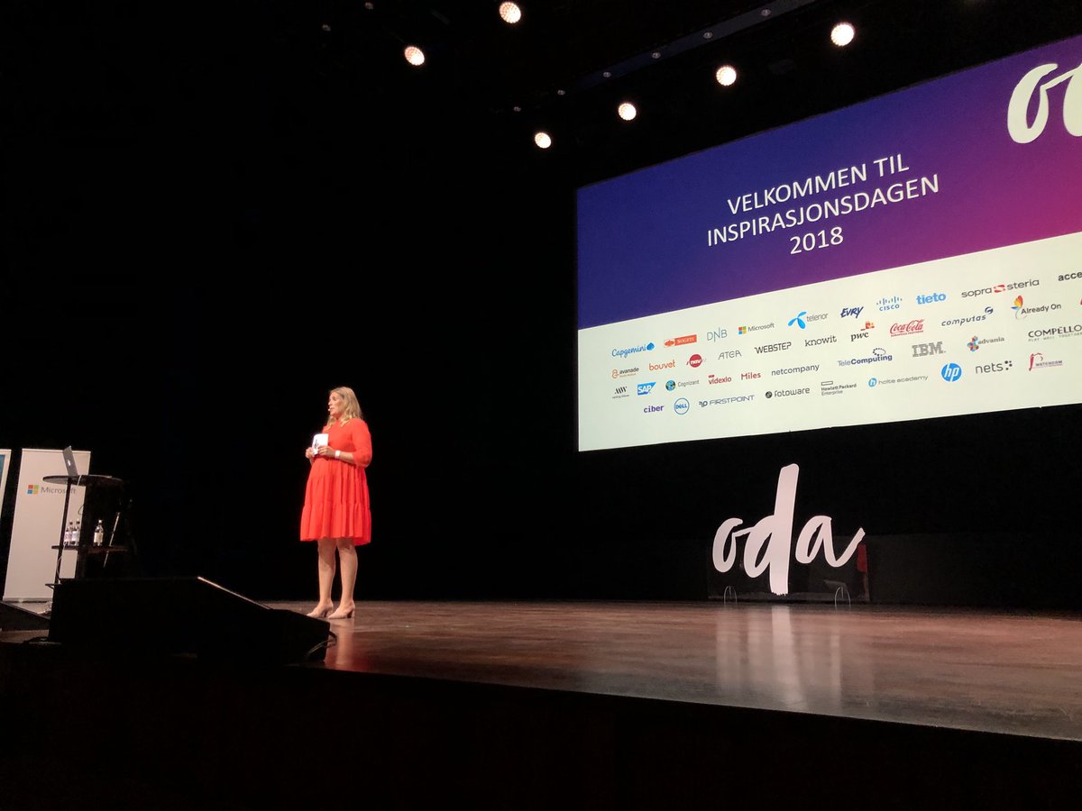 Fantastiske <a href="/EmBj/">Ellen-Marie B Nygård</a> på #inspirasjonsdagen! 1500 i salen, 1000 på venteliste - vi gleder oss til resten! <a href="/odanettverk/">ODA-Nettverk</a>