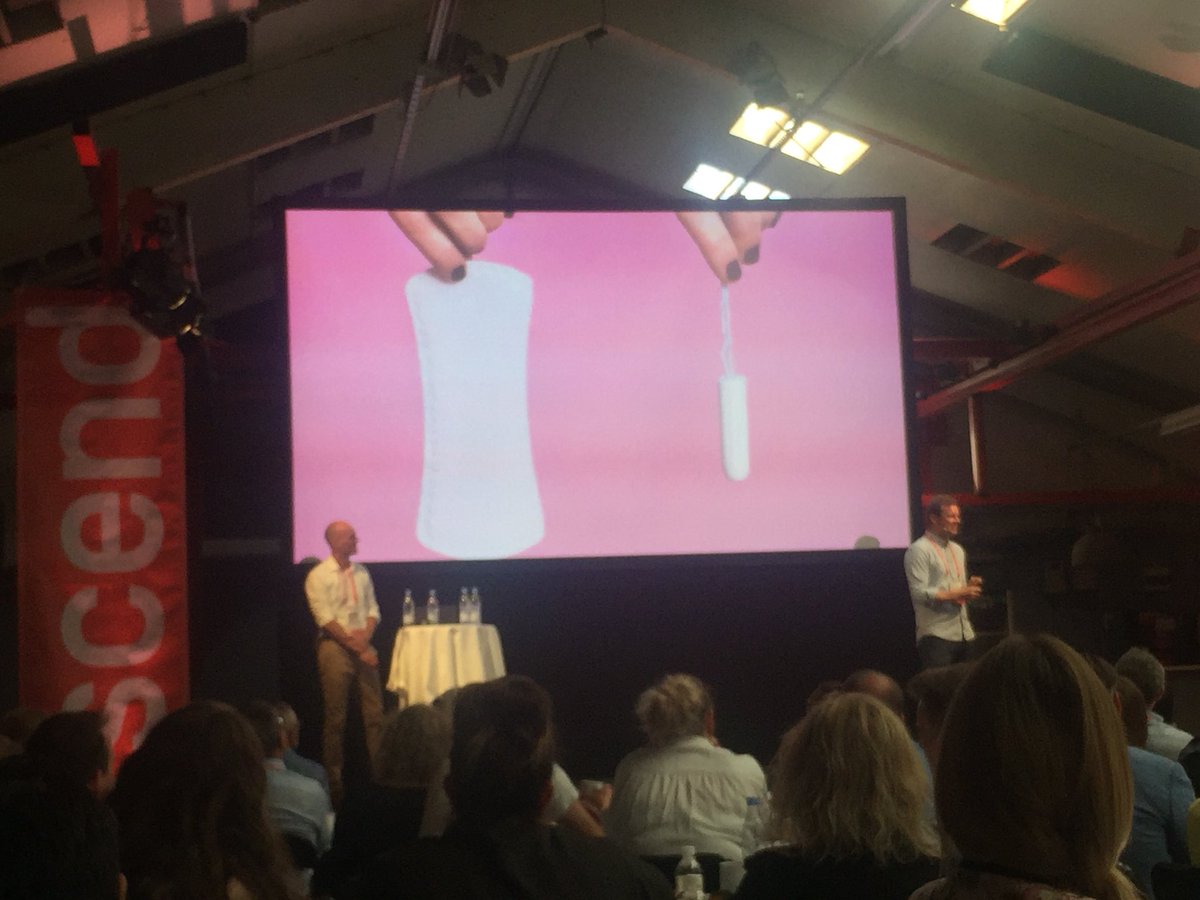 runtil's tweet image. Stærkt underholdende når 2 mænd præsenterer en case om købsadfærd for bind og tamponer #episerverascend