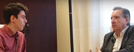 Entrevista en #infocom a nuestro estudiante de @deustoKomunika, 
Aitor Aranguren (<a href="/Aitor_Aranguren/">𝐴𝑖𝑡𝑜𝑟 𝐴𝑟𝑎𝑛𝑔𝑢𝑟𝑒𝑛 𝑂𝑟𝑑𝑜𝑛̃𝑒𝑧</a>): “He escuchado y conocido historias que de otra manera no hubiera conocido” infocom.deusto.es/estudiantes/ai…