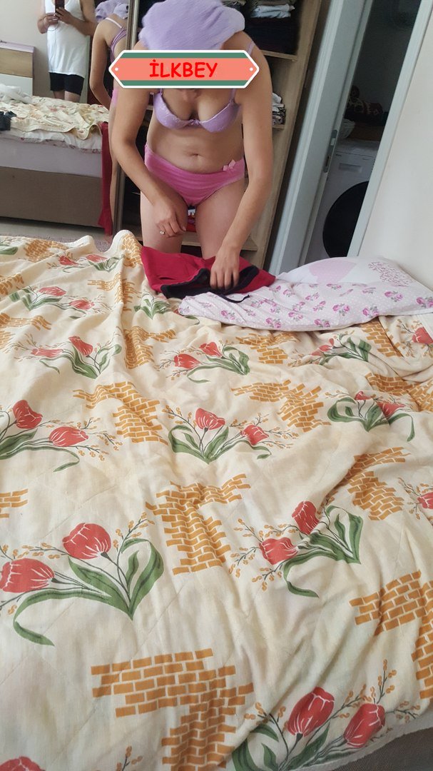 kankamdan iki güzel gizli çekim foto daha geldi güzel karımı ne yapmak istersiniz diye soruyor