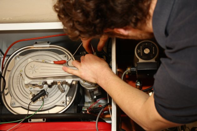 PBoilerServices's tweet photo. The winter’s snow already seems a distant memory, so is it really worth spending money on a #boiler maintenance service plan? Find out here https://t.co/GU9ZllqLWo #heating https://t.co/puldfYEH1w