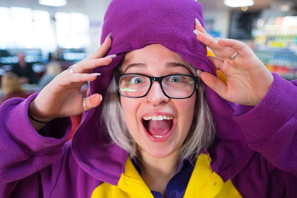 For those who didn't hear yet! 
Throughout May and June (INCLUDING weekends and half term) groups of 20 people or more can jump for the discounted rate of just £5 each! The price even includes Jump4 socks for those who don't have them. Call on 01209 340053 to book.