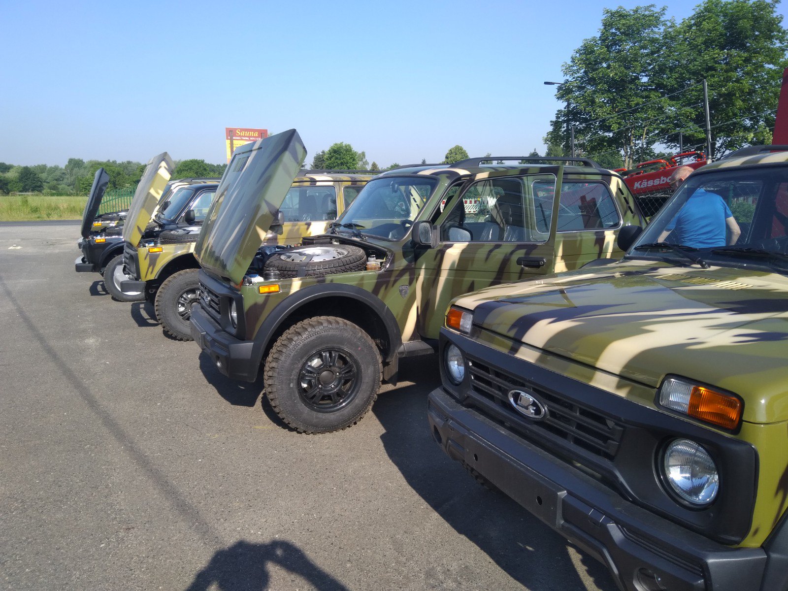 Нива Бронто хаки