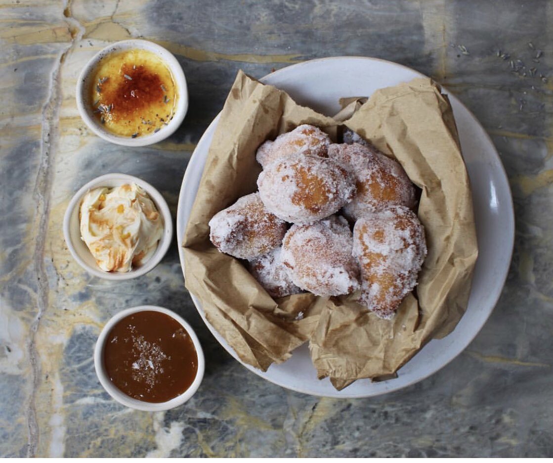 Only 12 hours left to try Mays helping of Boozy Bomboloni - Negroni frosting and popping candy🥃
Next up Gin &amp; Lavender custard - Available from tomorrow