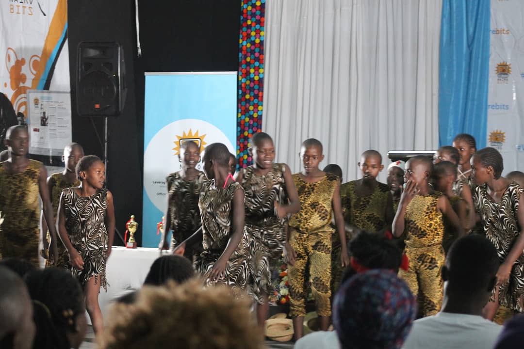 NairoBitsTrust's tweet photo. Our entertainment of the day was straight up π₯π₯ Thank you to the Mukuru kids acrobats for an amazing on the edge of the seat performance. No better way to open the graduation than this #WeAreBits #BitsGraduation https://t.co/AF7SmOcSA3