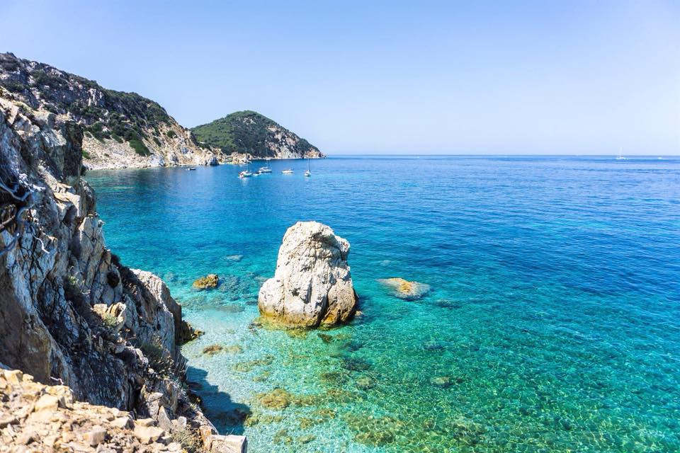 L'Isola d'#Elba è tra le nostre offerte #LASTMINUTE
 che godono di uno SCONTO!
Scopri le partenze estive!
jonas.it/a_ITA_1105_1.h…

(credit video <a href="/kadddii/">Kadi</a>)