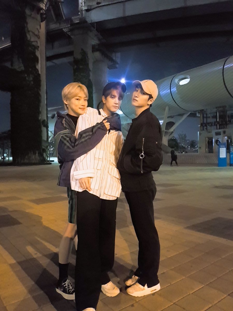 THE BOYZ (더보이즈) tweet media
