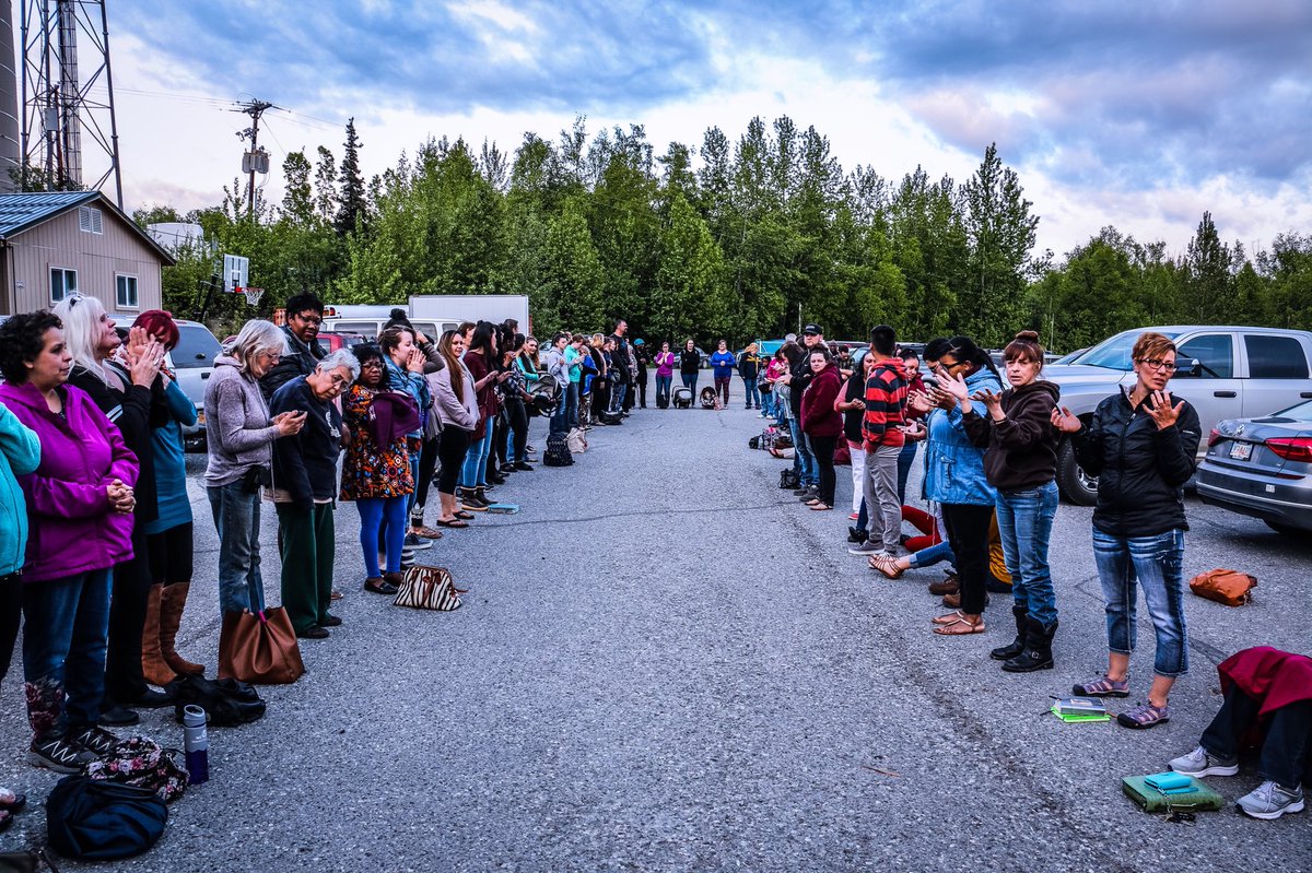 JDShuttlesworth's tweet image. EVEN MORE TONIGHT... Fuller House... had to move everyone outside for the laying on of hands... We’re in #revival here in #Wasilla #Alaska