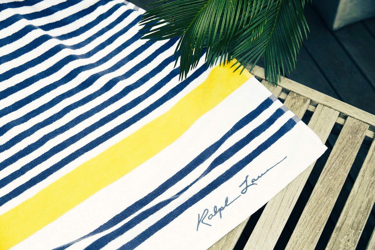 🌴🌴🌴
Getting Upbeat in Summer✨
今年の夏はコイツと過ごしそうだ
#ralphlauren #ralphlaurenhome 
#JAPAN#beachtowel #towel
#2018
@RalphLauren