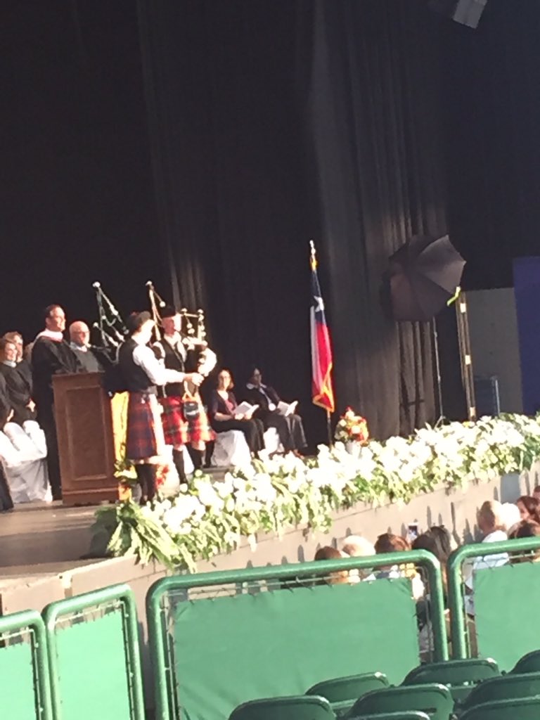 twhsccc's tweet photo. #highlandergraduation2018 @WoodlandsStuCtr @TheWoodlandsHS https://t.co/8ZnUXkDfHz