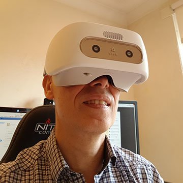 We just received today the new HTC Vive Focus dev kit. Impressed by the quality and resolution of the OLED screens and the 6DOF tracking despite being a standalone device. Ready to use in 5s! Really a huge improvement for everybody :)