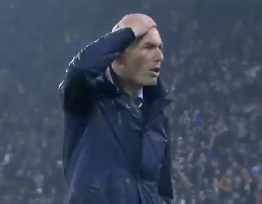 ODDSbible's tweet photo. Zinedine Zidane has left Real Madrid https://t.co/KNu93twT5y