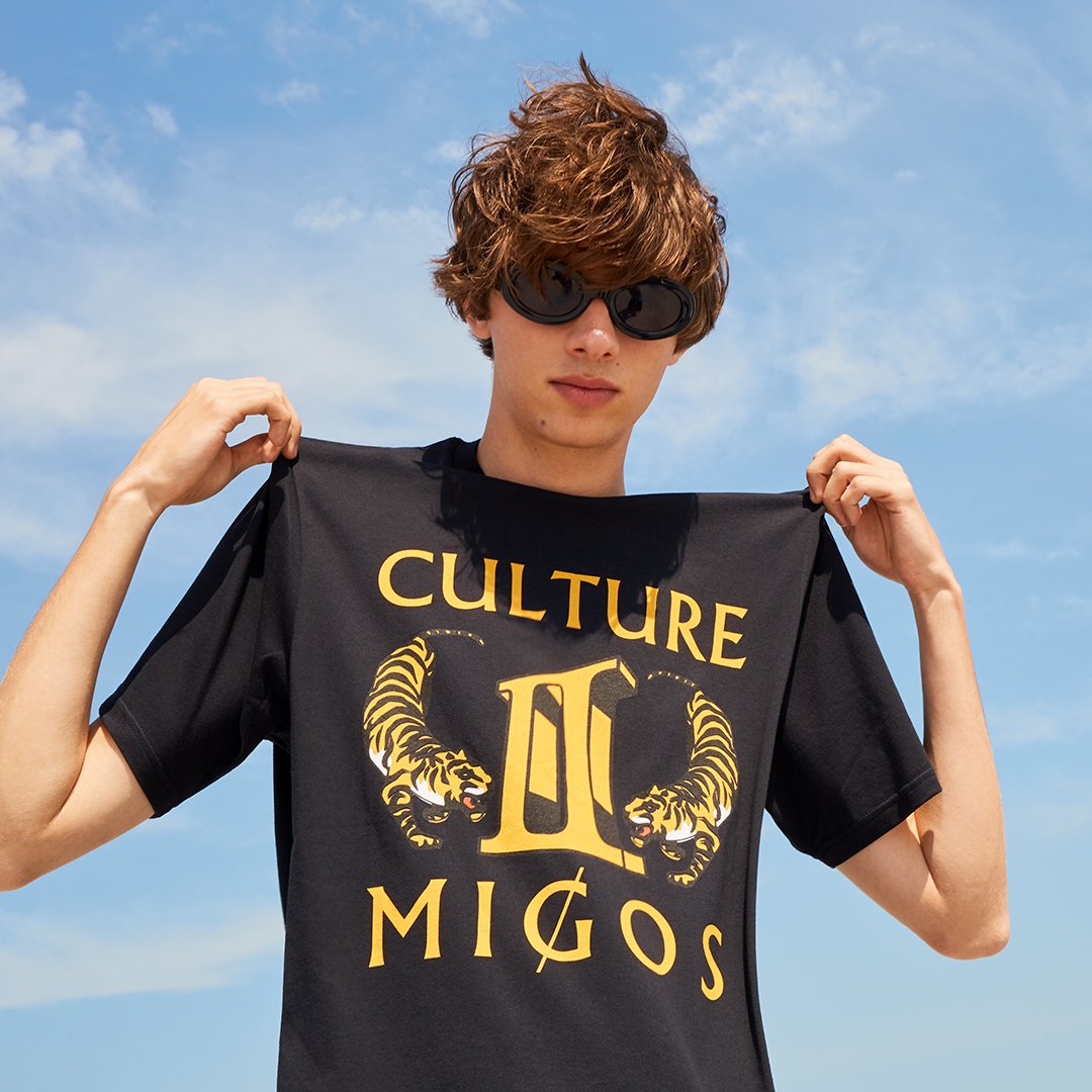 Mirar atrás Derivar Criticar Pull&Bear on Twitter: "Feelin all sorts of festival fresh 🙌 See you at @ Migos, Amigos #migos #pullandbear https://t.co/23eZnaenFf  https://t.co/PgB6eCjNQD" / Twitter