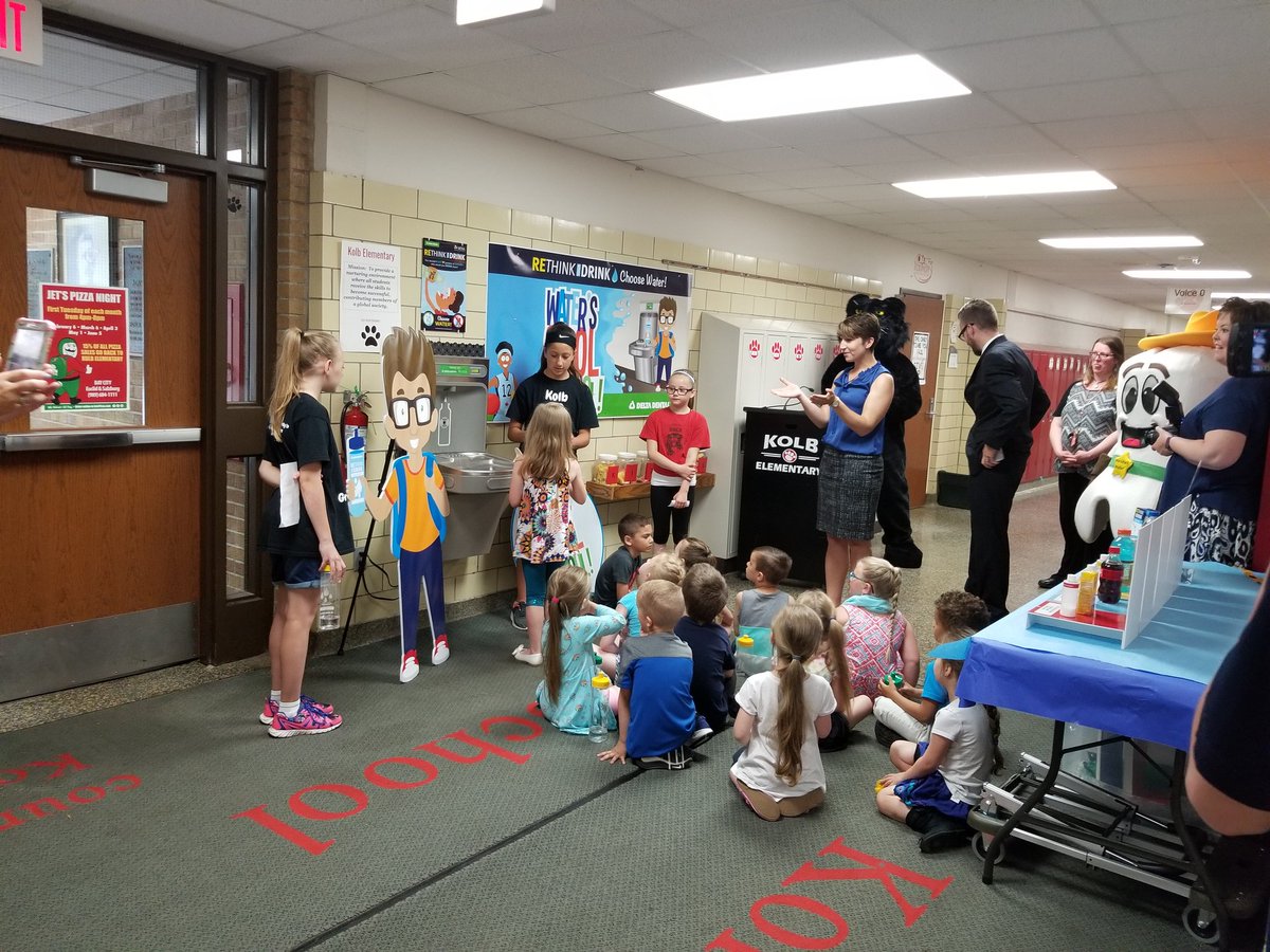 stephencbigelow's tweet photo. Thank you @DeltaDental and @MESSAOnline for the filtered water stations @BayCitySchools @KolbSchool! #BCPS https://t.co/OruQC4ciiv
