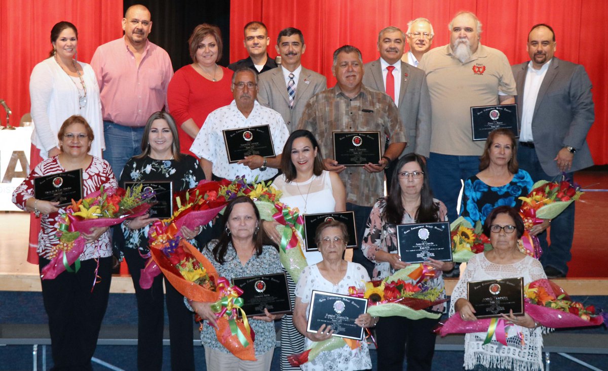 RomaISD's tweet photo. Congratulations to all the students and staff honored at the May 2018 Roma ISD Regular School Board Meeting! (1) https://t.co/PRiMFZbcKP