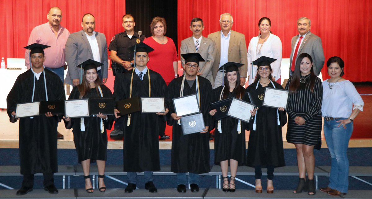 Congratulations to all the students and staff honored at the May 2018 Roma ISD Regular School Board Meeting! (2)