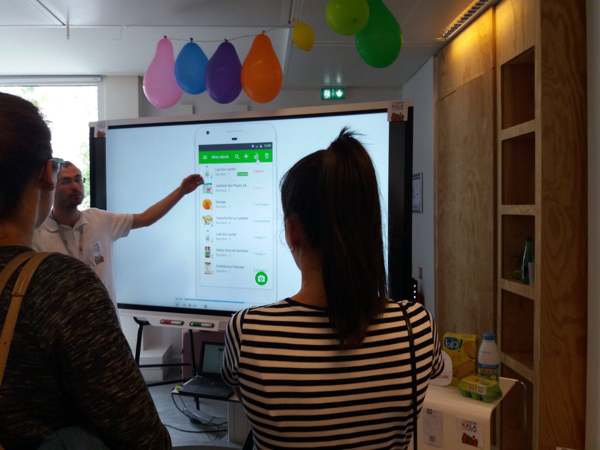 FabbriJulie's tweet image. @InVivoFoodTech et @Biz_Mediation ont réfléchi à une solution #antigaspi. Une appli qui permet de suivre #DLUO des fruits et légumes achetés en magasins #ticketconnecte #recettesantigaspi #innovationexhibition #Earlymakers