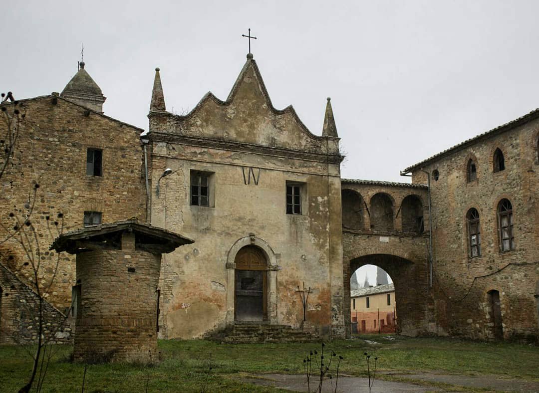 ClubMagellano's tweet photo. Alla scoperta di Salci, la città fantasma in provincia di #Perugia Perugia.

#lumbriachenontiaspetti #visitumbria #vacanzeinumbria #vacanze #visit #umbria #cittadellapieve #btmarzo18 @UmbriaDiscover @scopriumbria @UmbriaTourism @iliveumbria @DaUmbria https://t.co/kPw3ppEnwO