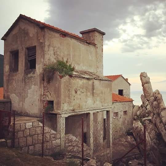 Peninsula Peljesac - It is the longest of all Dalmatian peninsulas, abounding in natural bays, mostly covered with woods. #sailingincroatia 
#sailingtrip #croatiabeauty #explorecroatia