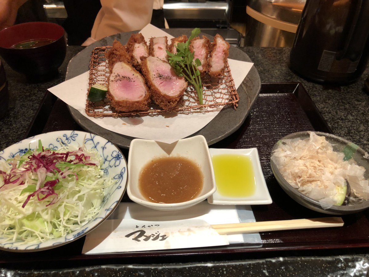 fu2mi3ya8oo's tweet photo. マンジェ行って来た🤙
とんかつは珍しい。
たま〜に行こっ🤙 https://t.co/AzBhEfwMb2